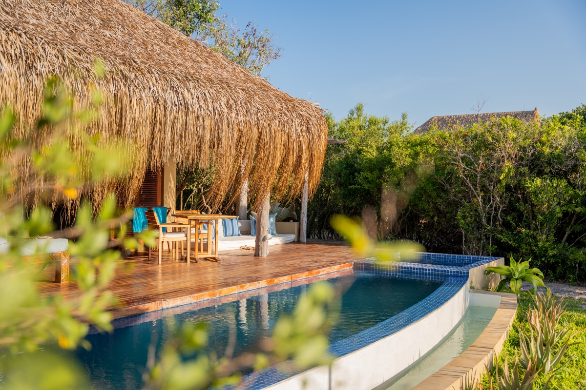 azura_benguerra_-_royal_beach_villa-16 With the Royal Beach Villa you are spoilt for choice with several relaxation outdoor areas